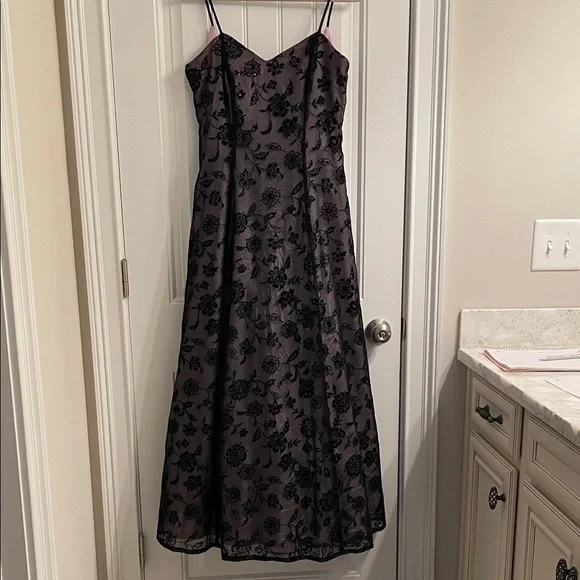 Vintage Morgan & Co. Black Glitter flowers with Lavender Linen and black Tulle - Picture 1 of 10